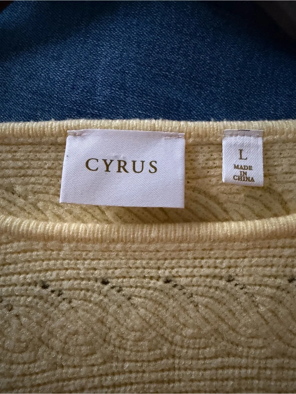 Cyrus Autumn Yellow Textured Knit Fall Sweater - Women's size L